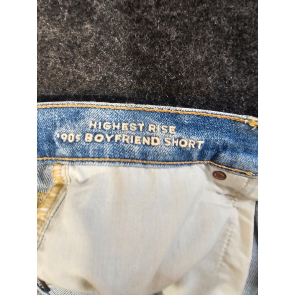 American Eagle 90s Boyfriend Shorts Womens 8 Light Wash Distressed High Rise - Picture 4 of 7